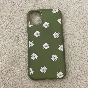 iPhone 11 case Daisy Flower